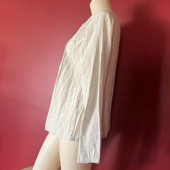 Like new Pou Dou Dou blouse - Picture 5 of 13